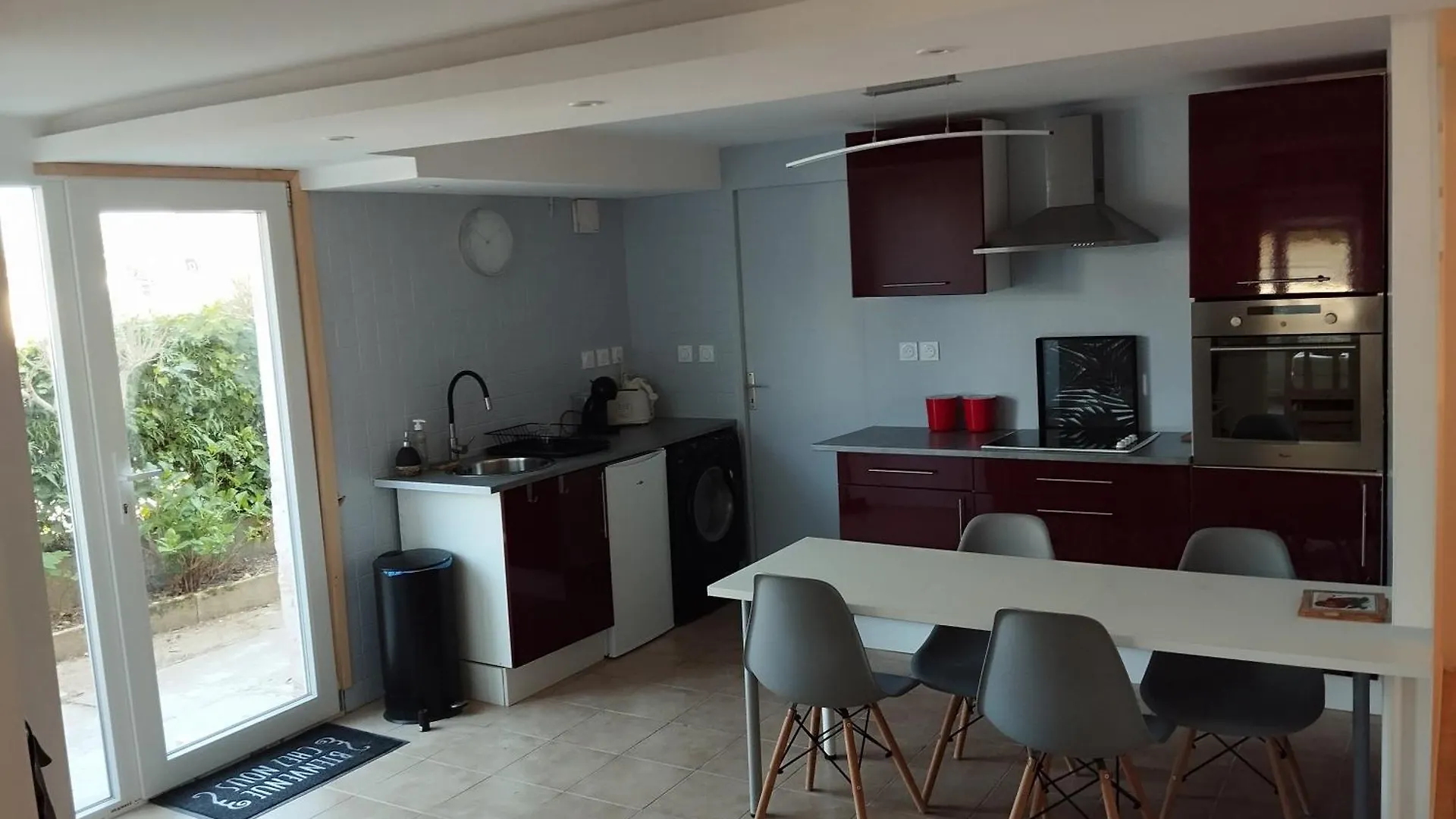 Appartement Saint Sulpice La Pointe شقة